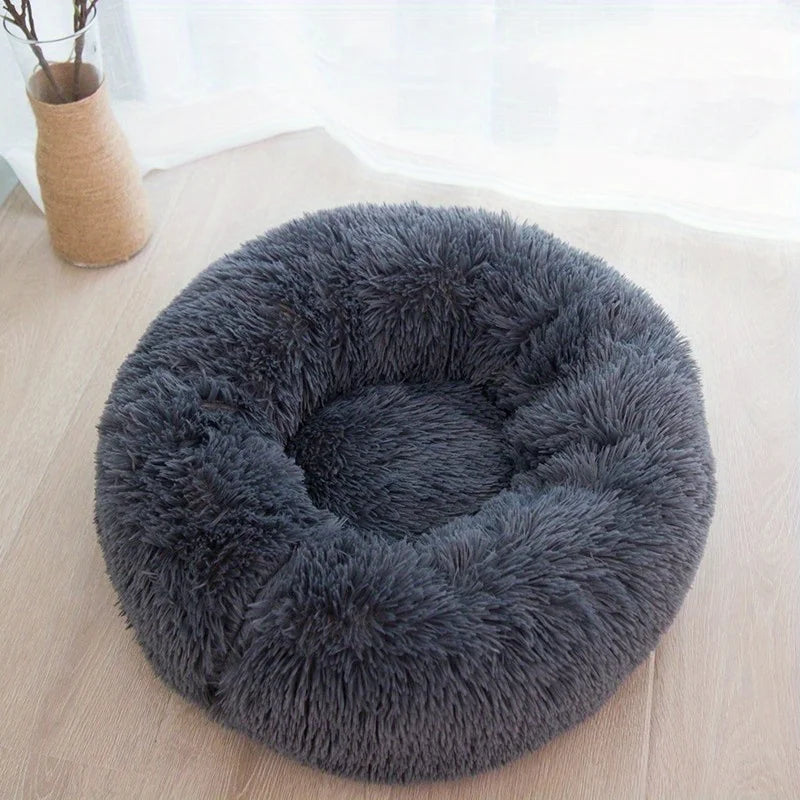 Lit rond à capuche en peluche